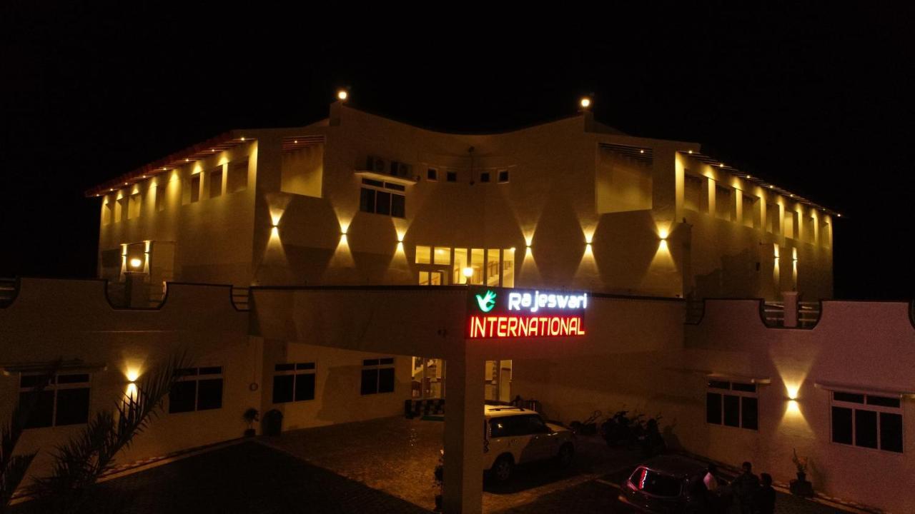 Hotel Rajeswari International Kanyakumari Exterior photo
